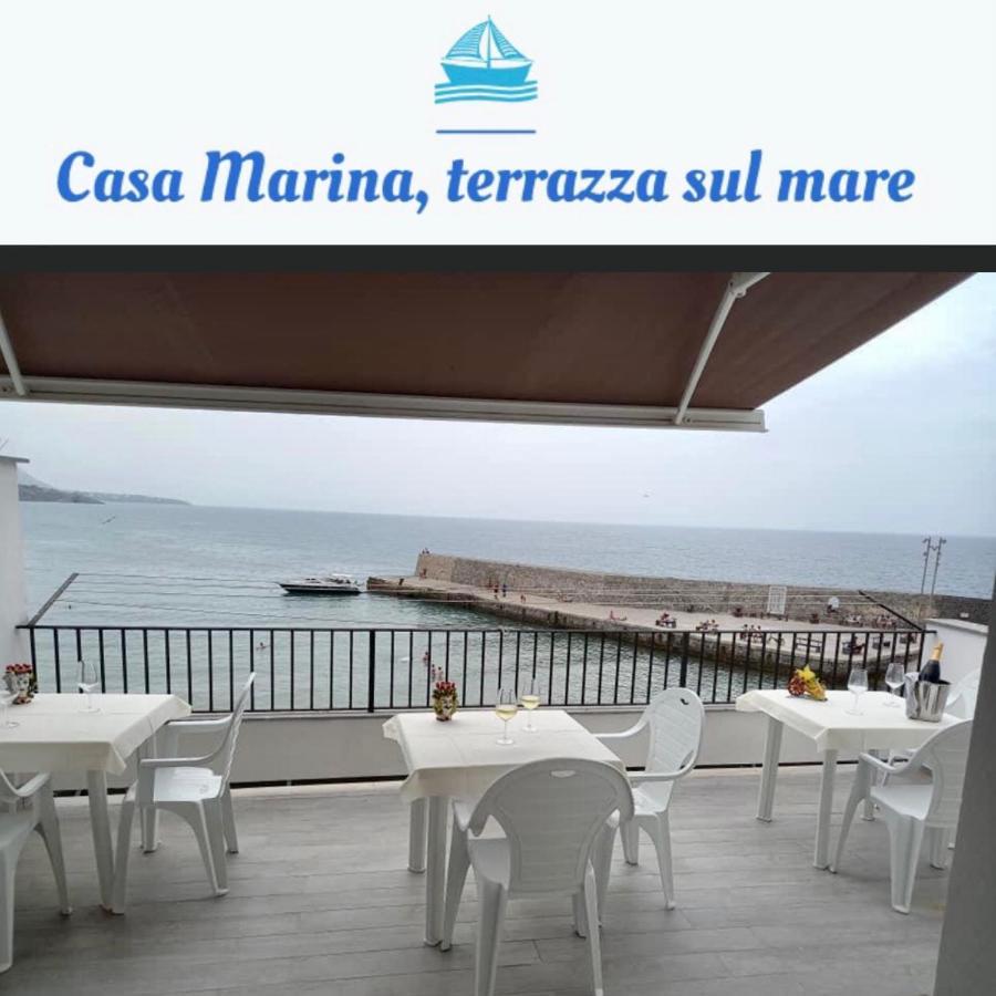 Casa Marina, La Terrazza Sul Mare Bed and Breakfast Cefalù Exteriör bild
