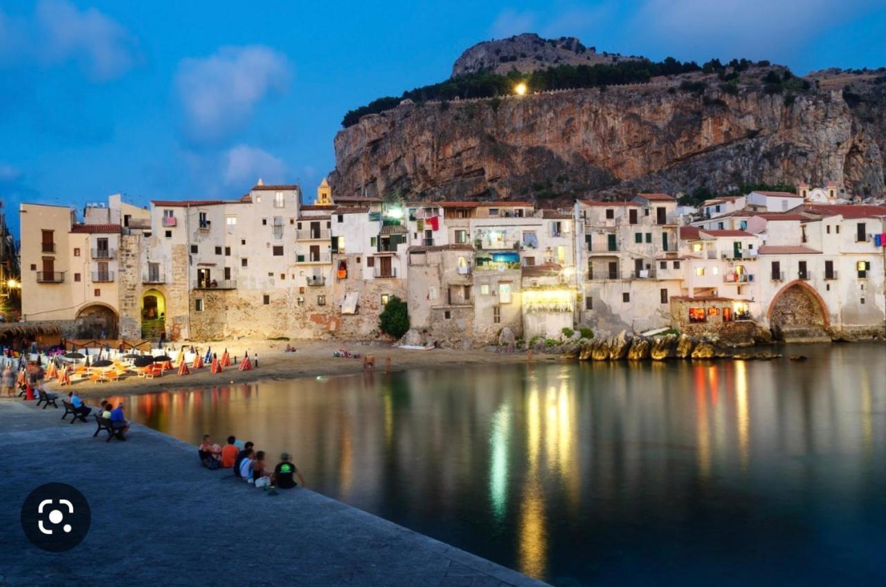 Casa Marina, La Terrazza Sul Mare Bed and Breakfast Cefalù Exteriör bild